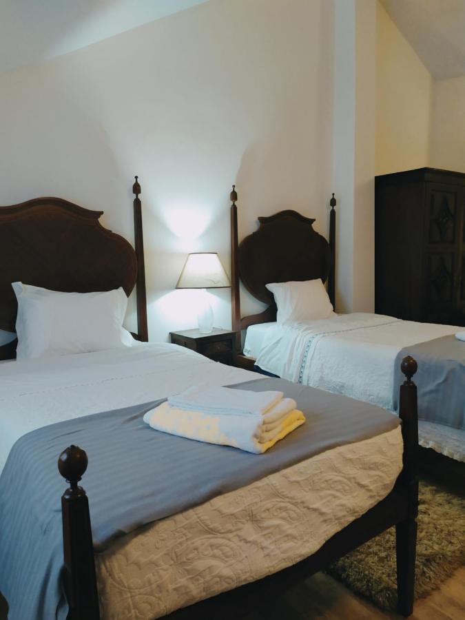 Casa Azul Hotel Gouveia  Eksteriør billede